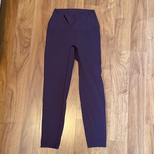 Iwa company Leggings in Deep Plum